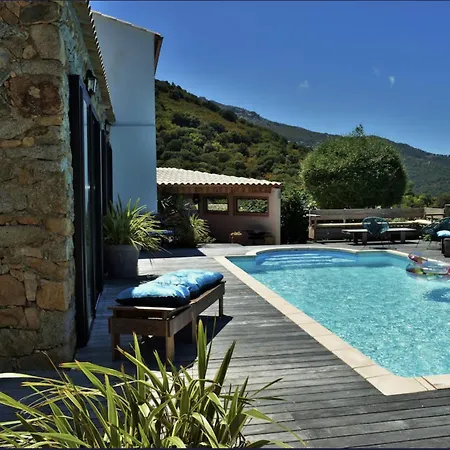 Villa A Surgenta